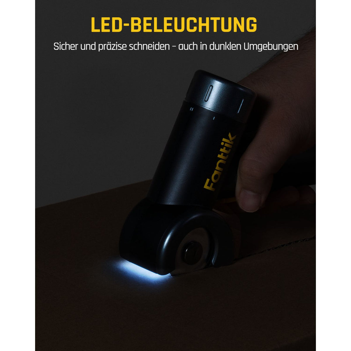 Fanttik C8 Nano Elektrische Schere, Kartonschneider Elektrisch mit Bildschirm, LED-Licht, 3 Geschwindigkeitsstufen, Wiederaufladbarer Akku, Geeignet für Stoffe, Teppiche, Leder, Kartons - Schwarz